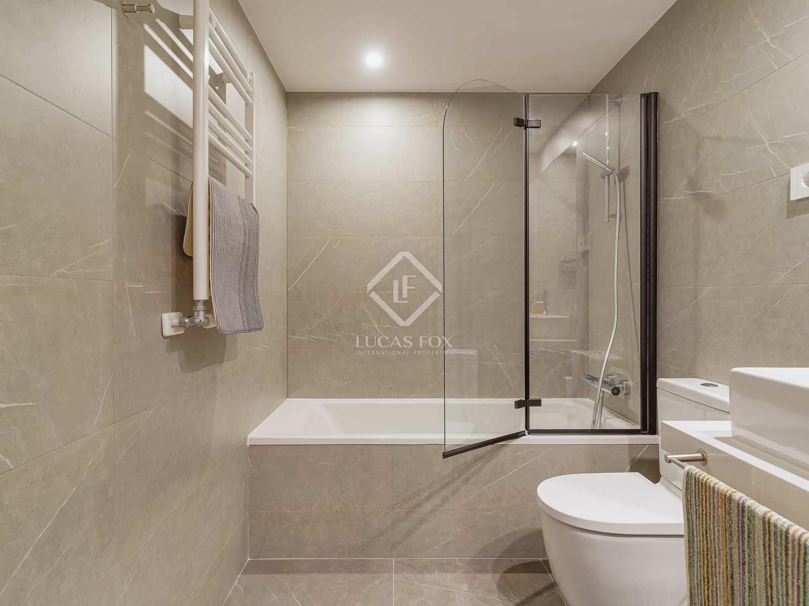 3 chambre Appartement à vendre à Barcelone ville avec garage - 715 000 € (Ref: 8410417)