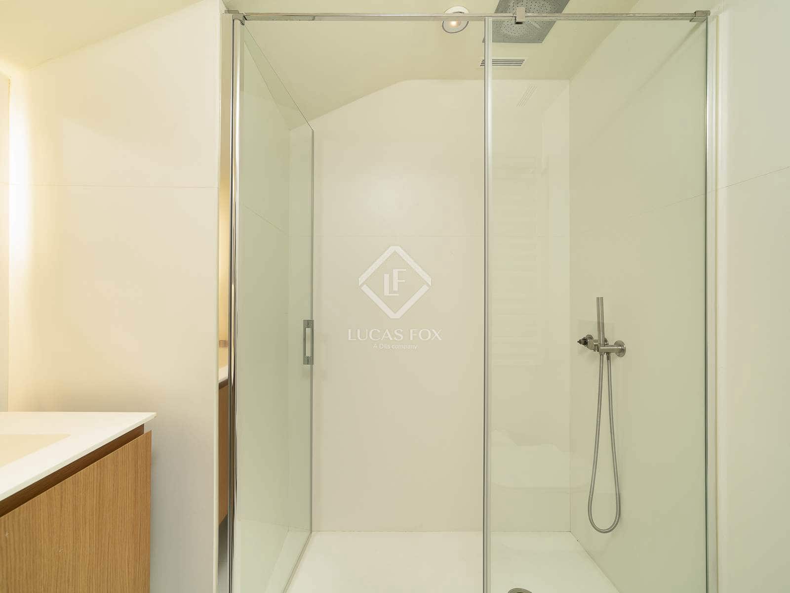 2 soveværelse Penthouse til salg i Barcelona by med swimmingpool - € 2.690.000 (Ref: 8410758)