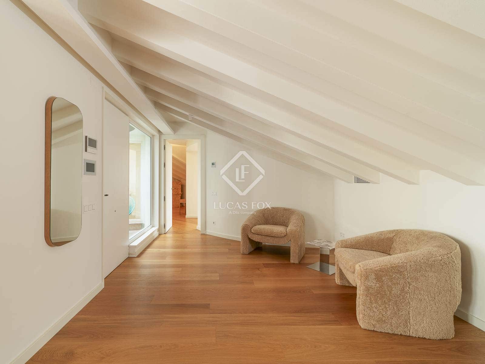 2 soveværelse Penthouse til salg i Barcelona by med swimmingpool - € 2.690.000 (Ref: 8410758)