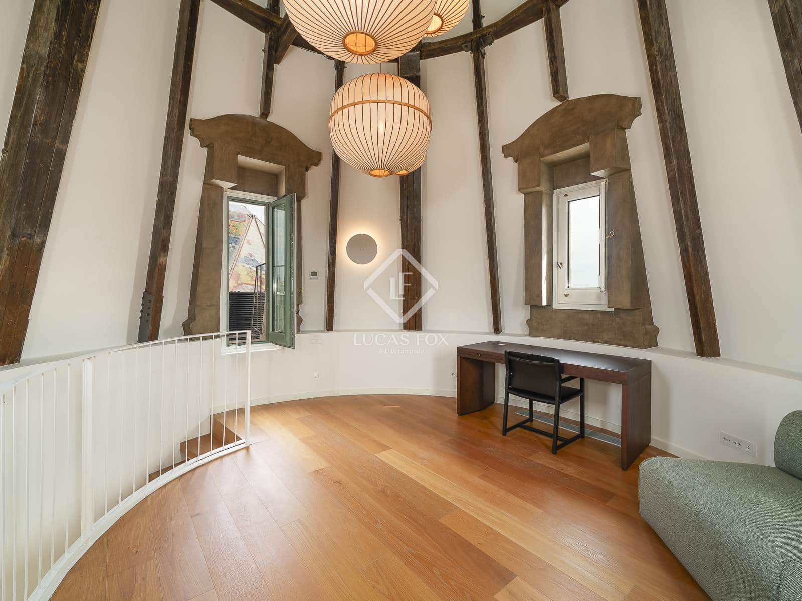 2 soveværelse Penthouse til salg i Barcelona by med swimmingpool - € 2.690.000 (Ref: 8410758)