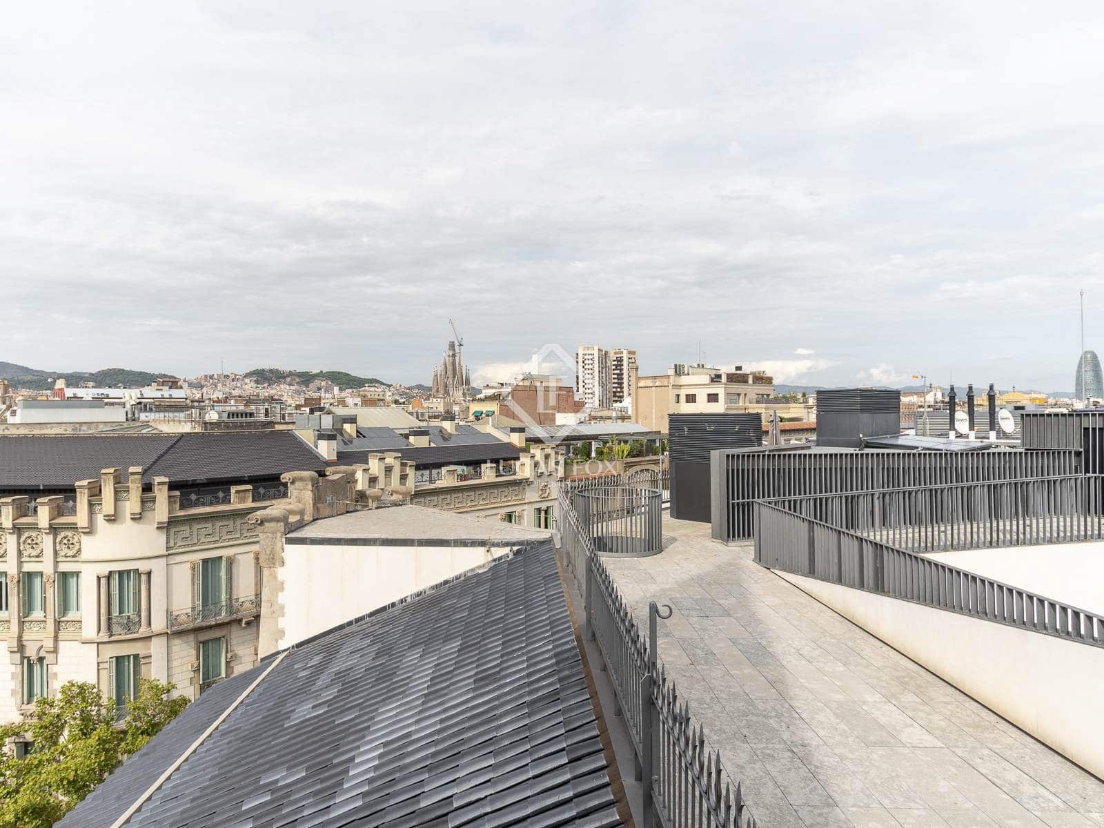 2 soveværelse Penthouse til salg i Barcelona by med swimmingpool - € 2.690.000 (Ref: 8410758)