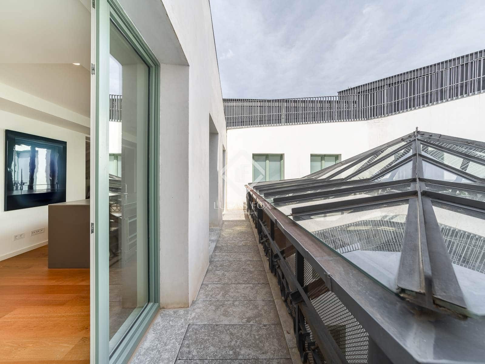 2 soveværelse Penthouse til salg i Barcelona by med swimmingpool - € 2.690.000 (Ref: 8410758)