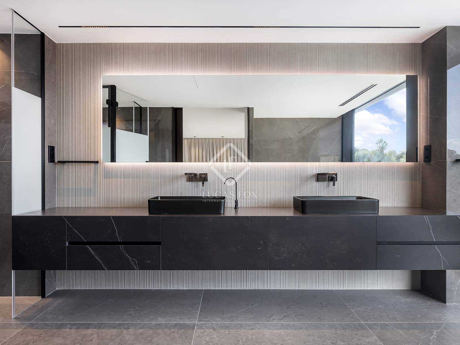 5 bedroom Villa for sale in Barcelona city with pool garage - € 5,900,000 (Ref: 8410759)