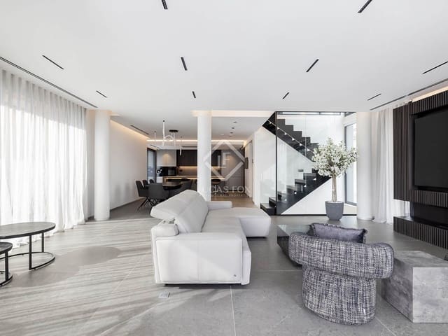 5 slaapkamer Villa te koop in Barcelona stad met zwembad garage - € 5.900.000 (Ref: 8410759)