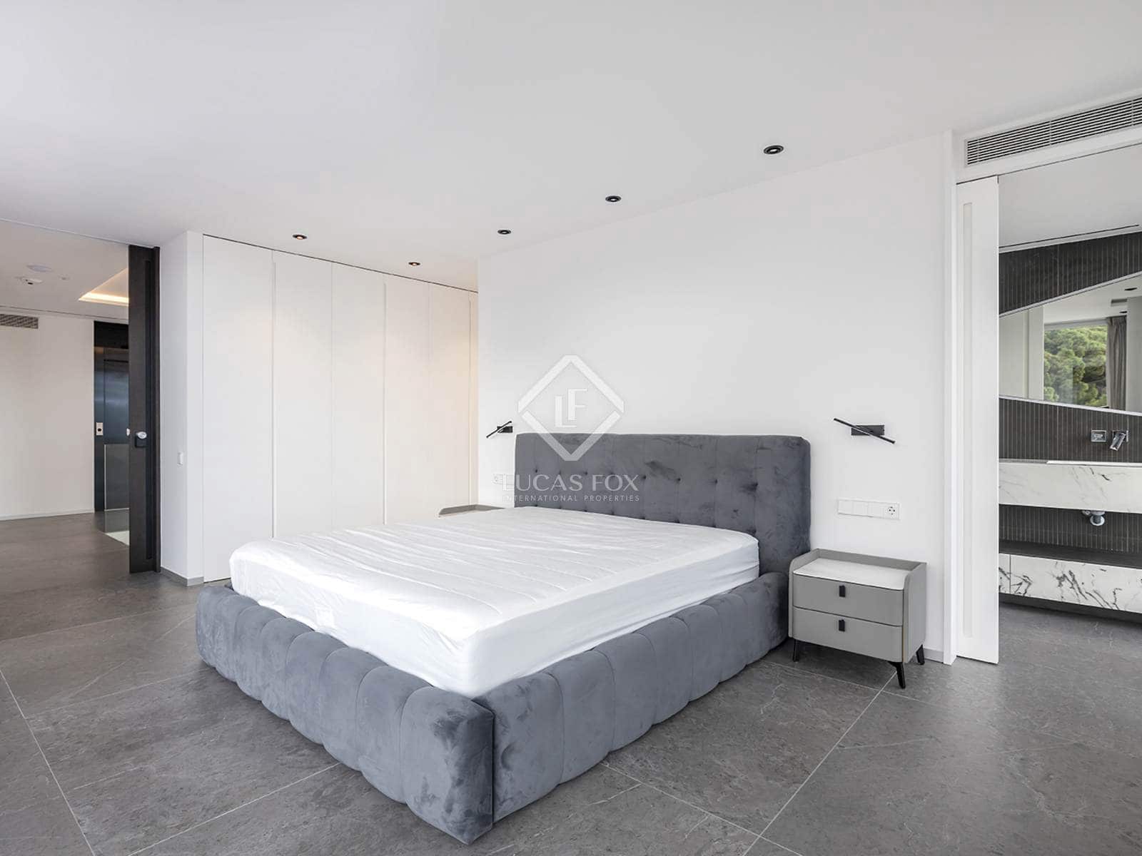 5 bedroom Villa for sale in Barcelona city with pool garage - € 5,900,000 (Ref: 8410759)