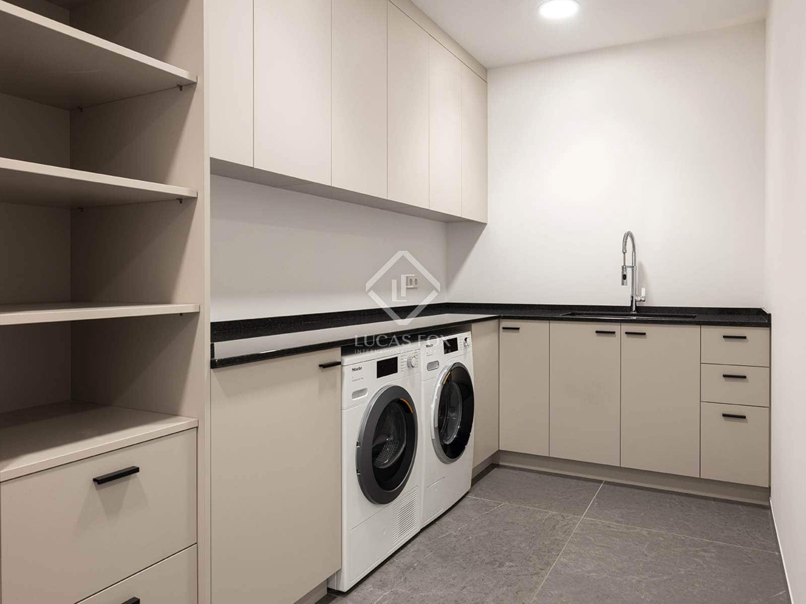 5 bedroom Villa for sale in Barcelona city with pool garage - € 5,900,000 (Ref: 8410759)