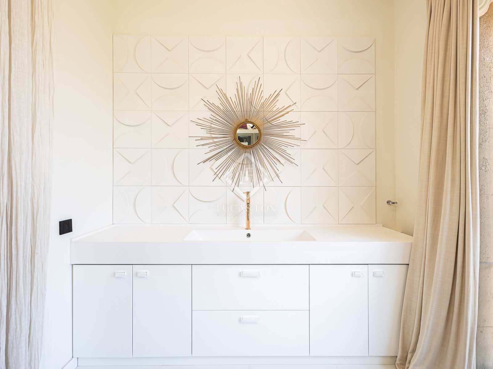 3 slaapkamer Appartement te koop in Barcelona stad - € 1.295.000 (Ref: 8410761)