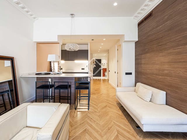 Apartamento de 3 habitaciones en Barcelona ciudad en venta - 1.295.000 € (Ref: 8410761)