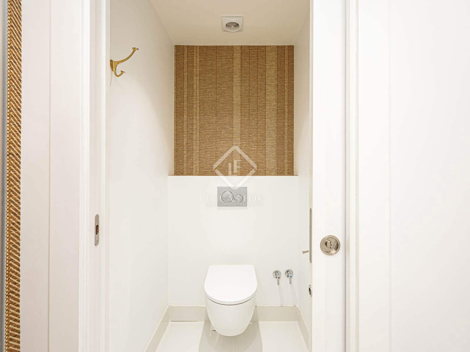 3 slaapkamer Appartement te koop in Barcelona stad - € 1.295.000 (Ref: 8410761)