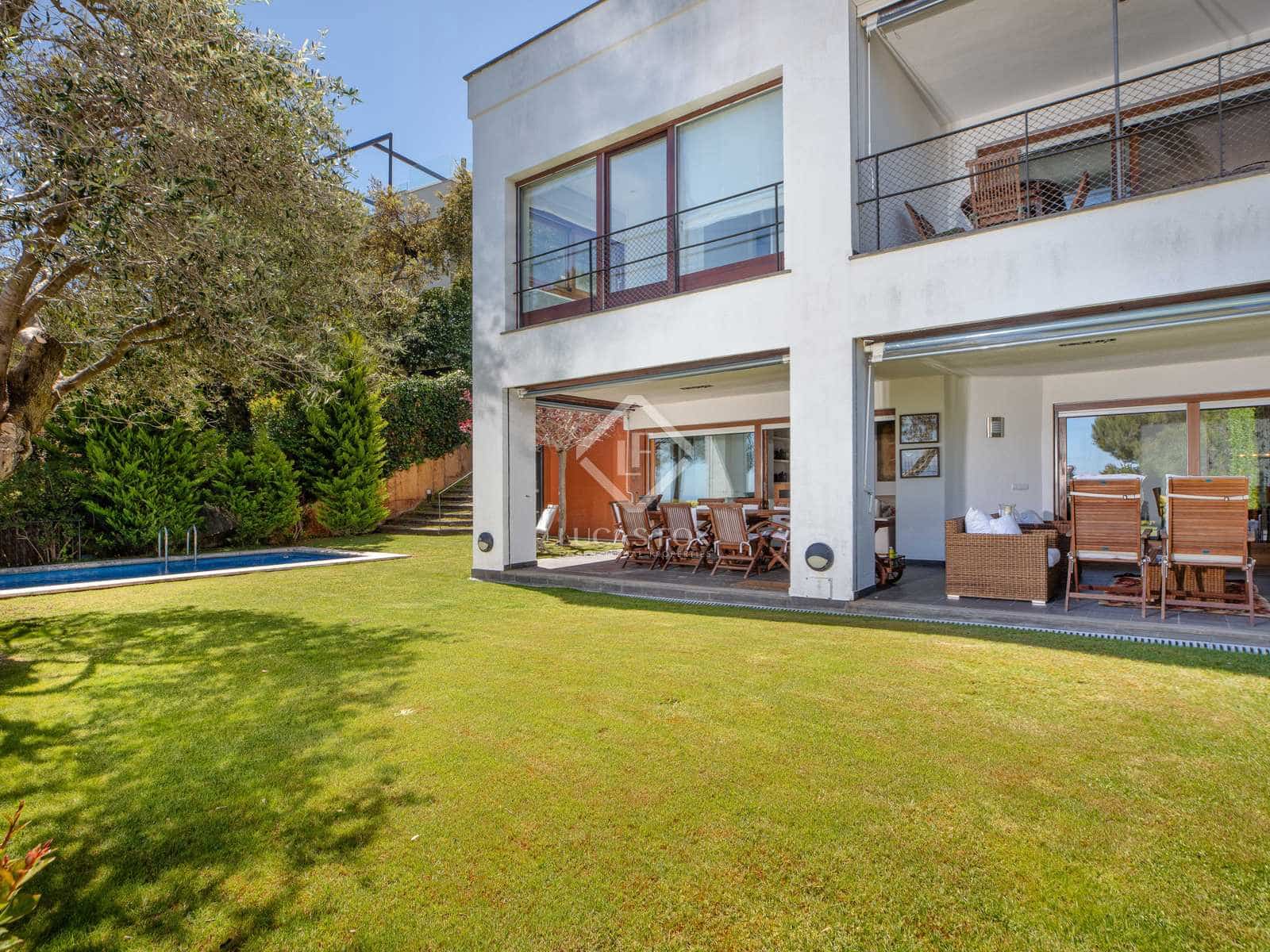 8 chambre Villa/Maison à vendre à Calella de Palafrugell avec piscine garage - 2 900 000 € (Ref: 8411999)