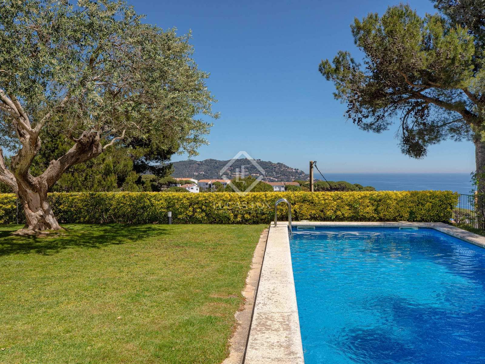 8 chambre Villa/Maison à vendre à Calella de Palafrugell avec piscine garage - 2 900 000 € (Ref: 8411999)
