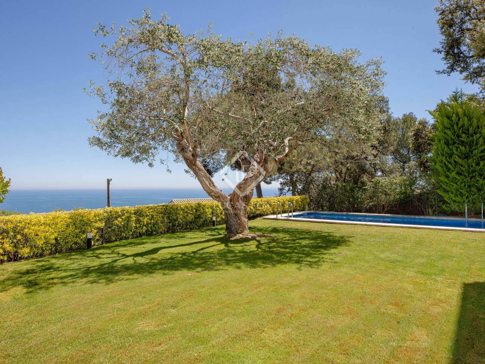 8 chambre Villa/Maison à vendre à Calella de Palafrugell avec piscine garage - 2 900 000 € (Ref: 8411999)