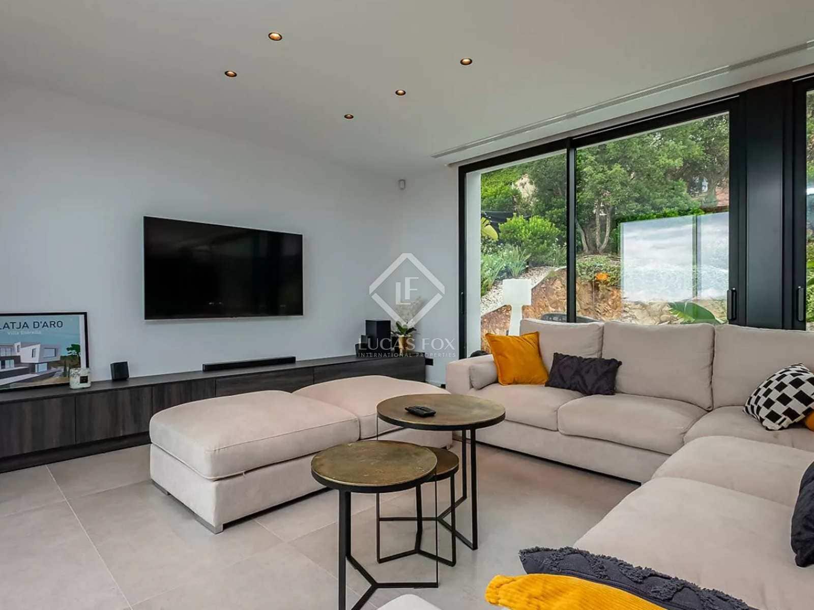 4 soveværelse Villa til salg i Platja d'Aro med swimmingpool garage - € 1.995.000 (Ref: 8416321)