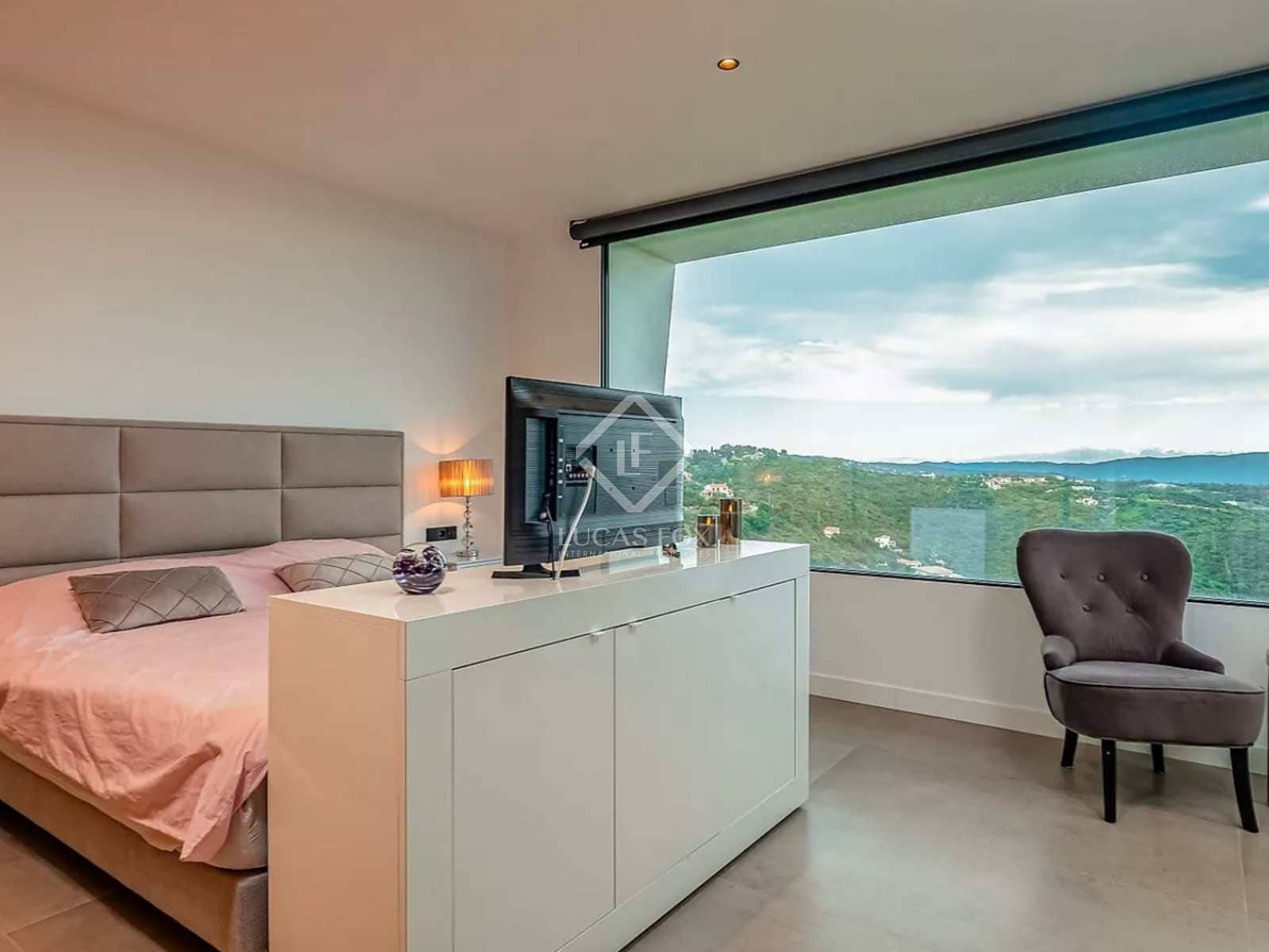 4 soveværelse Villa til salg i Platja d'Aro med swimmingpool garage - € 1.995.000 (Ref: 8416321)