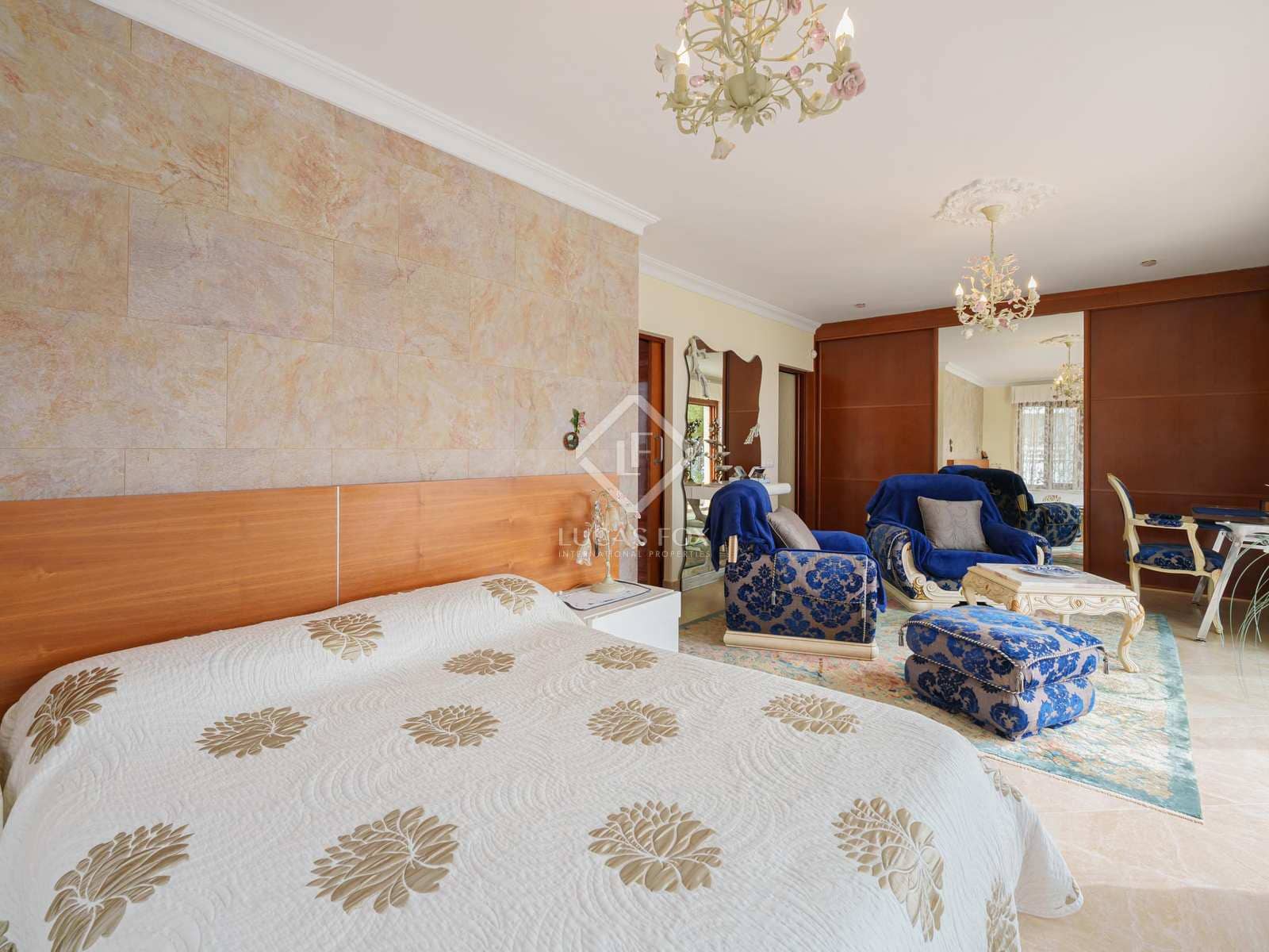 6 soveværelse Villa til salg i Cala Fornells med garage - € 10.700.000 (Ref: 8416901)