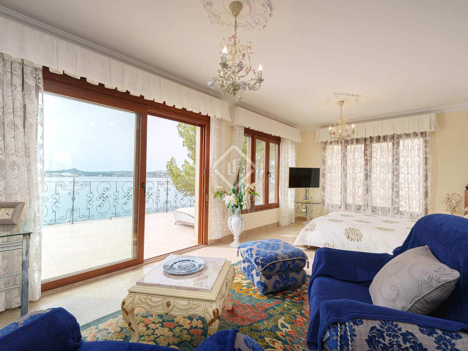 6 soveværelse Villa til salg i Cala Fornells med garage - € 10.700.000 (Ref: 8416901)