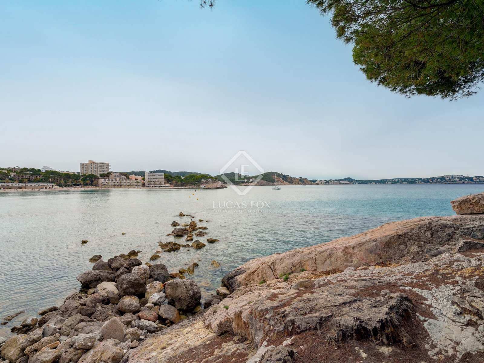 6 soveværelse Villa til salg i Cala Fornells med garage - € 10.700.000 (Ref: 8416901)