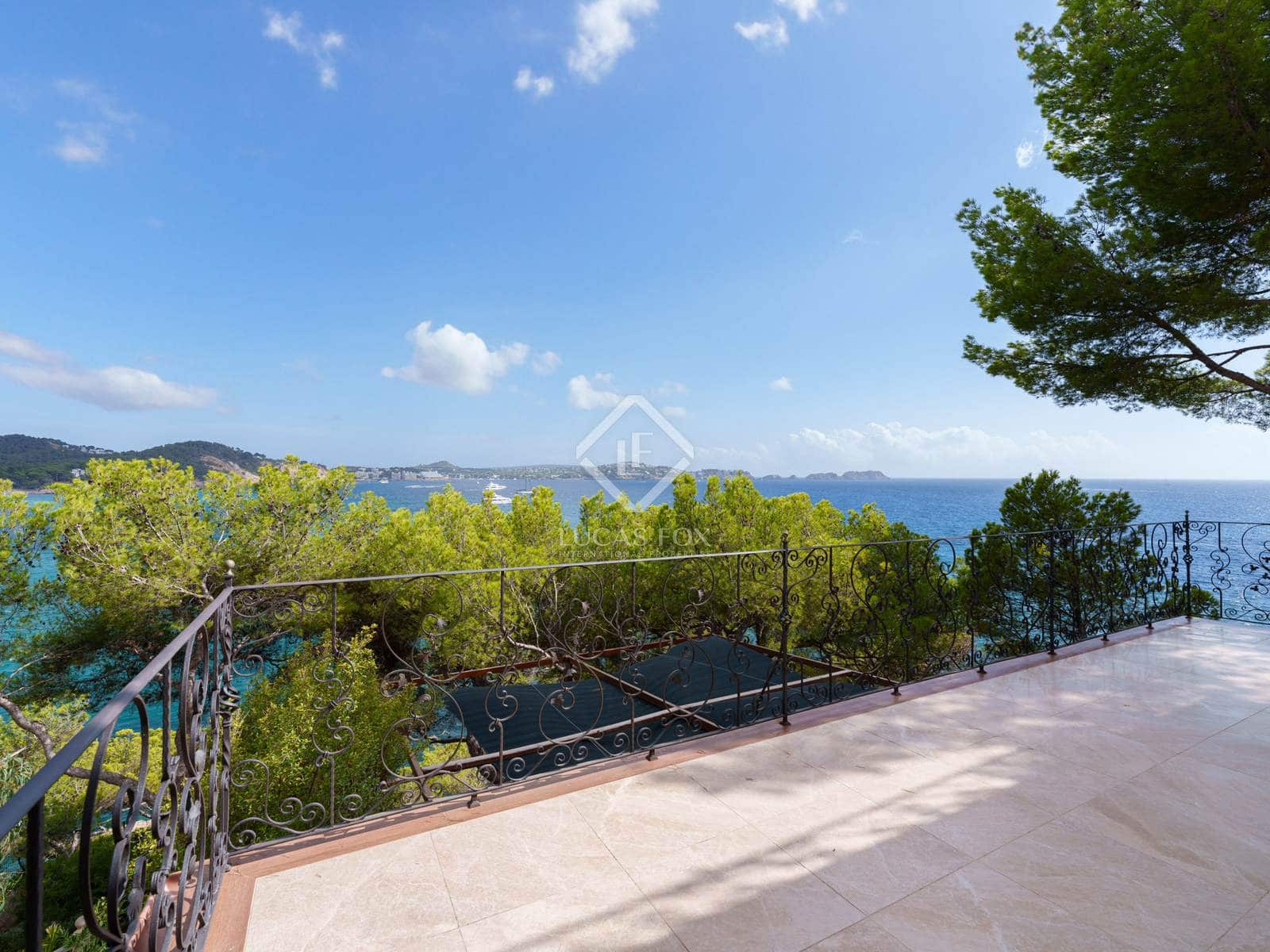 6 soveværelse Villa til salg i Cala Fornells med garage - € 10.700.000 (Ref: 8416901)