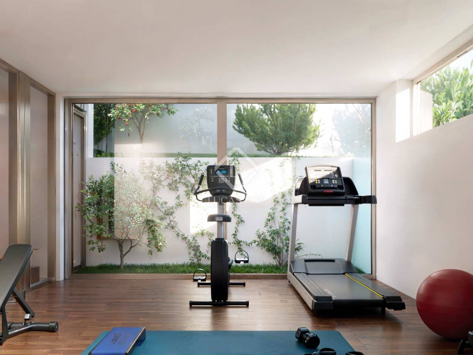 3 chambre Villa/Maison à vendre à Estepona avec piscine garage - 1 520 000 € (Ref: 8418220)