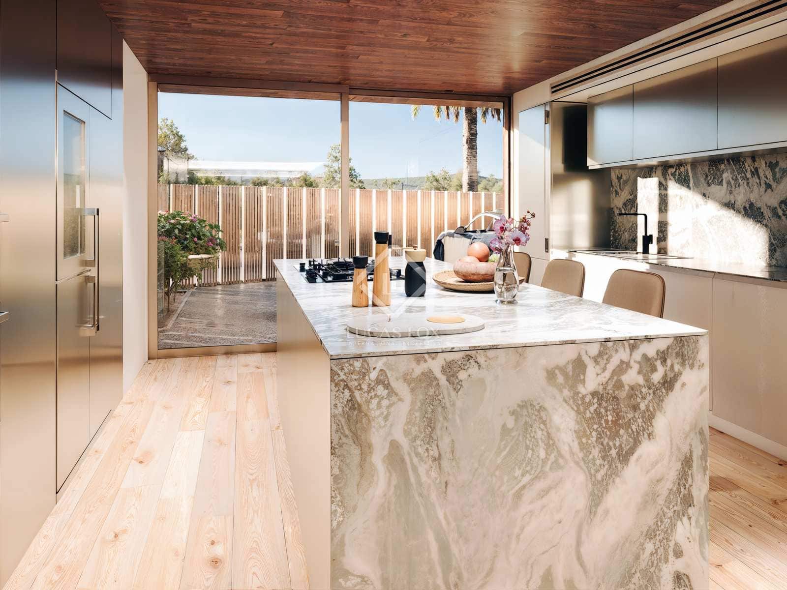 3 chambre Villa/Maison à vendre à Estepona avec piscine garage - 1 520 000 € (Ref: 8418220)