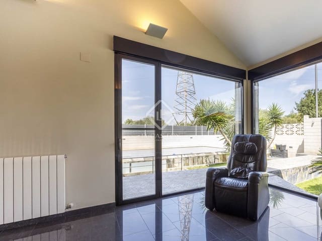 5 Zimmer Villa zu verkaufen in Picassent mit Pool Garage - 535.000 € (Ref: 8418331)