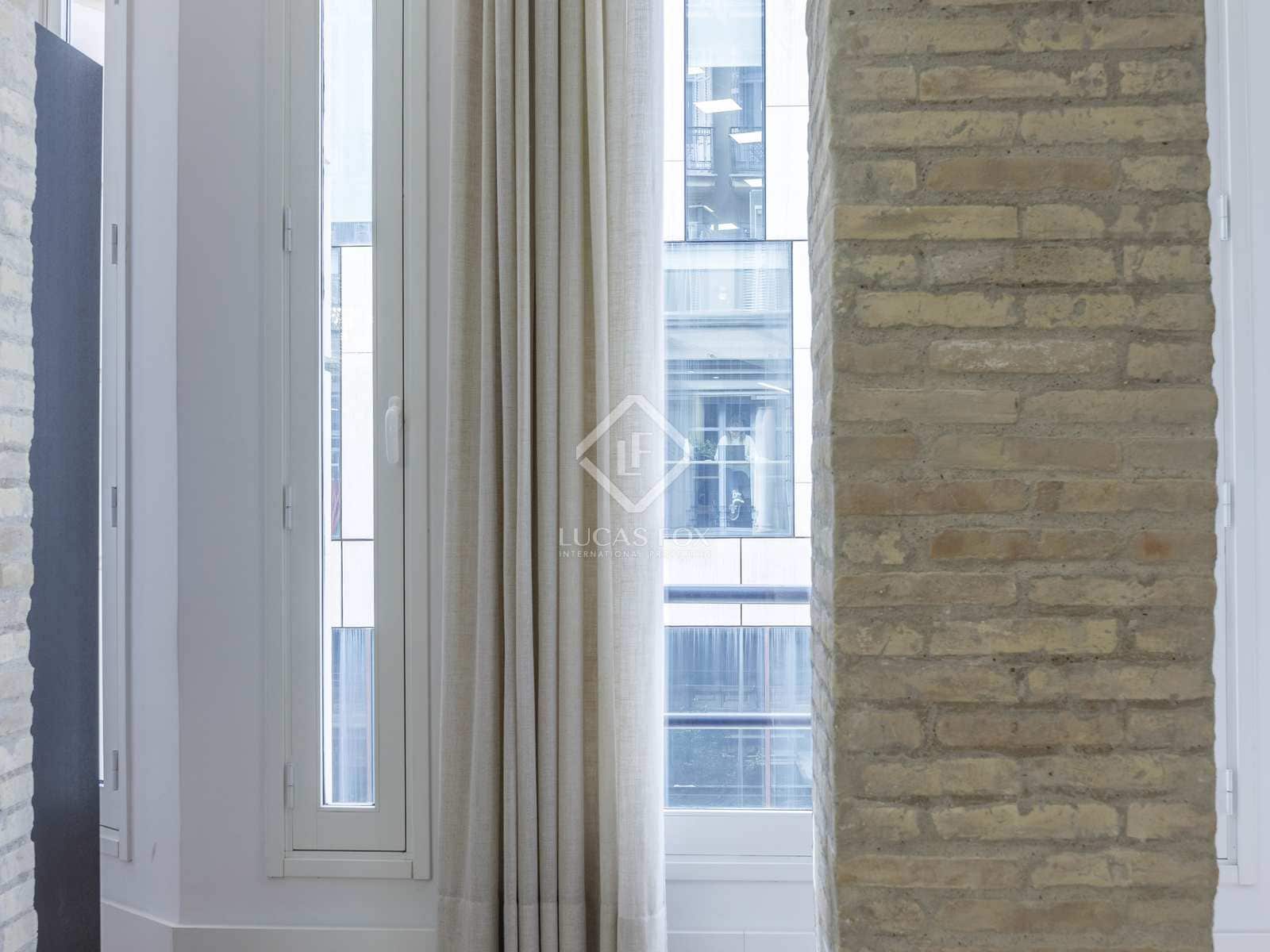 4 quarto Apartamento para arrendar em Valencia cidade - 5 000 € (Ref: 8420666)
