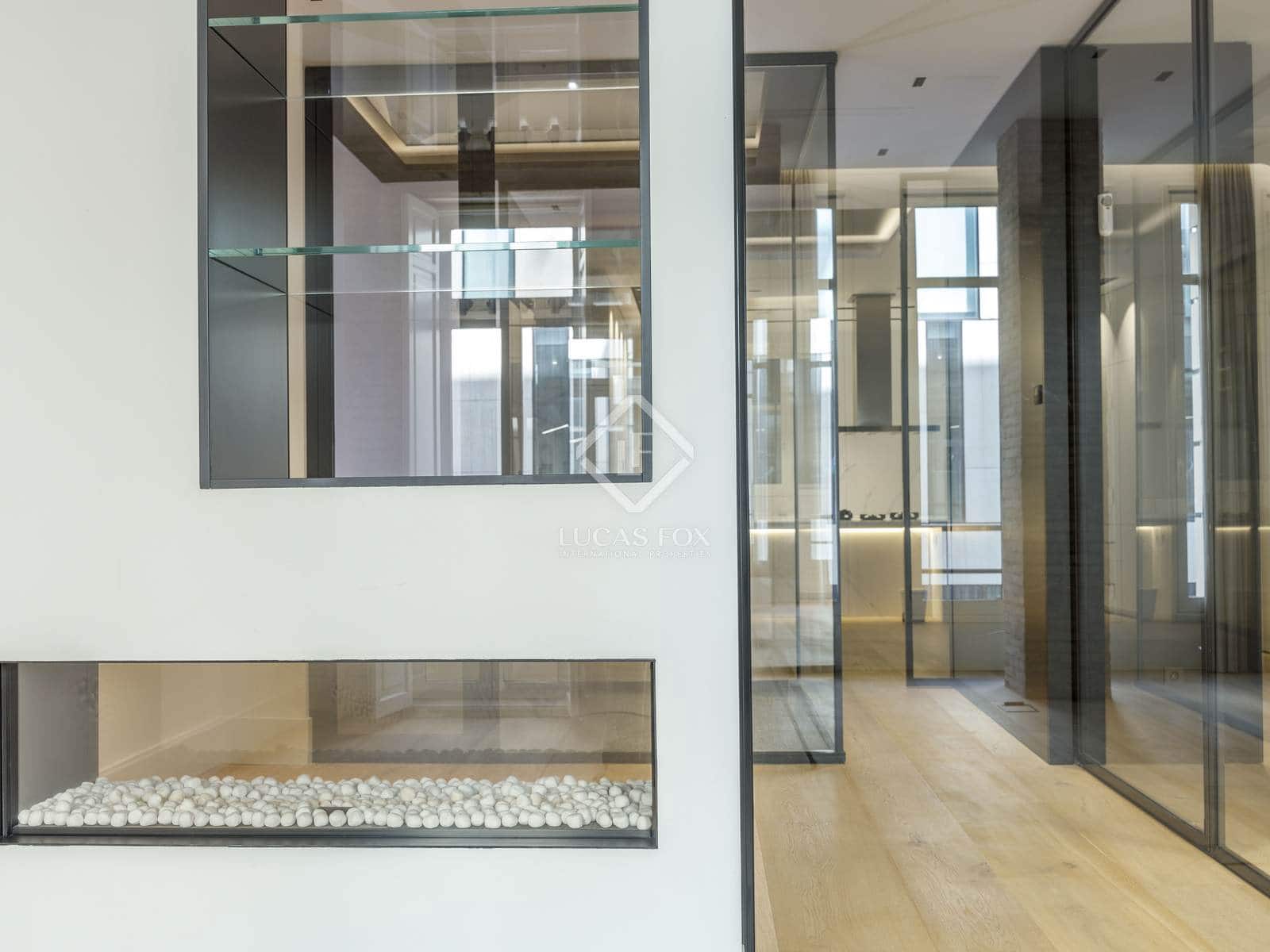 4 quarto Apartamento para arrendar em Valencia cidade - 5 000 € (Ref: 8420666)
