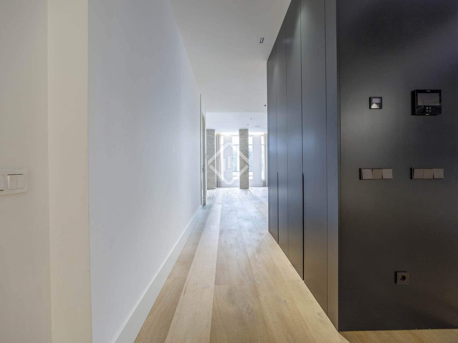 4 quarto Apartamento para arrendar em Valencia cidade - 5 000 € (Ref: 8420666)