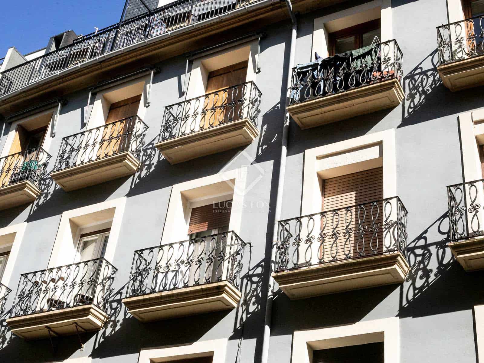1 bedroom Apartment for rent in Donostia-San Sebastian - € 4,900 (Ref: 8421742)
