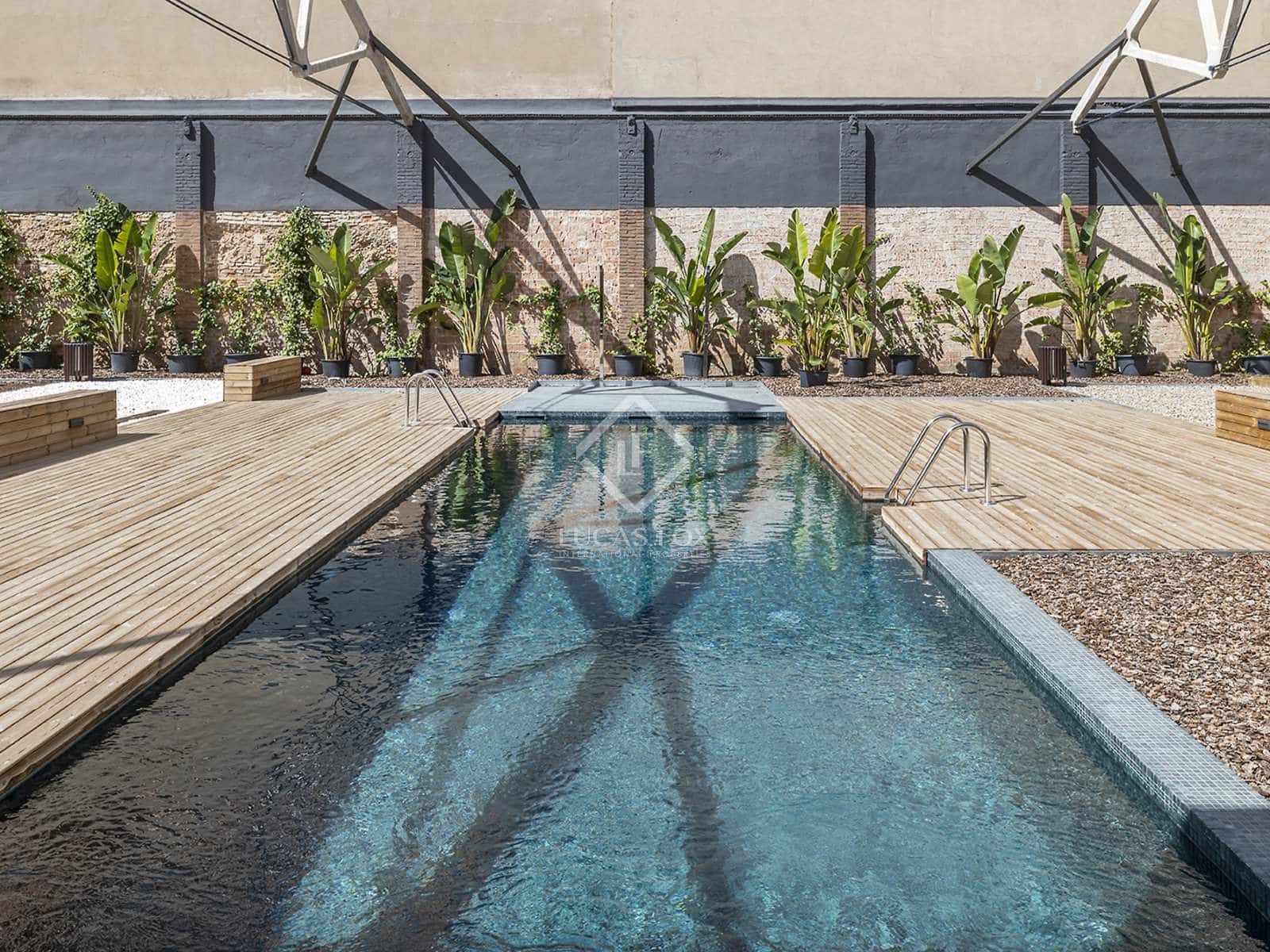 2 soveværelse Lejlighed til leje i Barcelona by med swimmingpool - € 2.500 (Ref: 8422376)