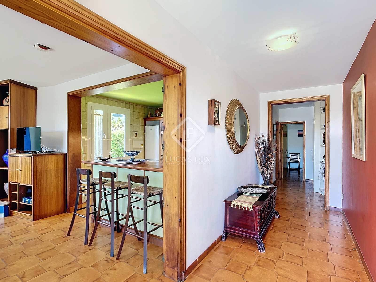 4 soveværelse Villa til salg i Ciutadella de Menorca med swimmingpool garage - € 725.000 (Ref: 8422379)