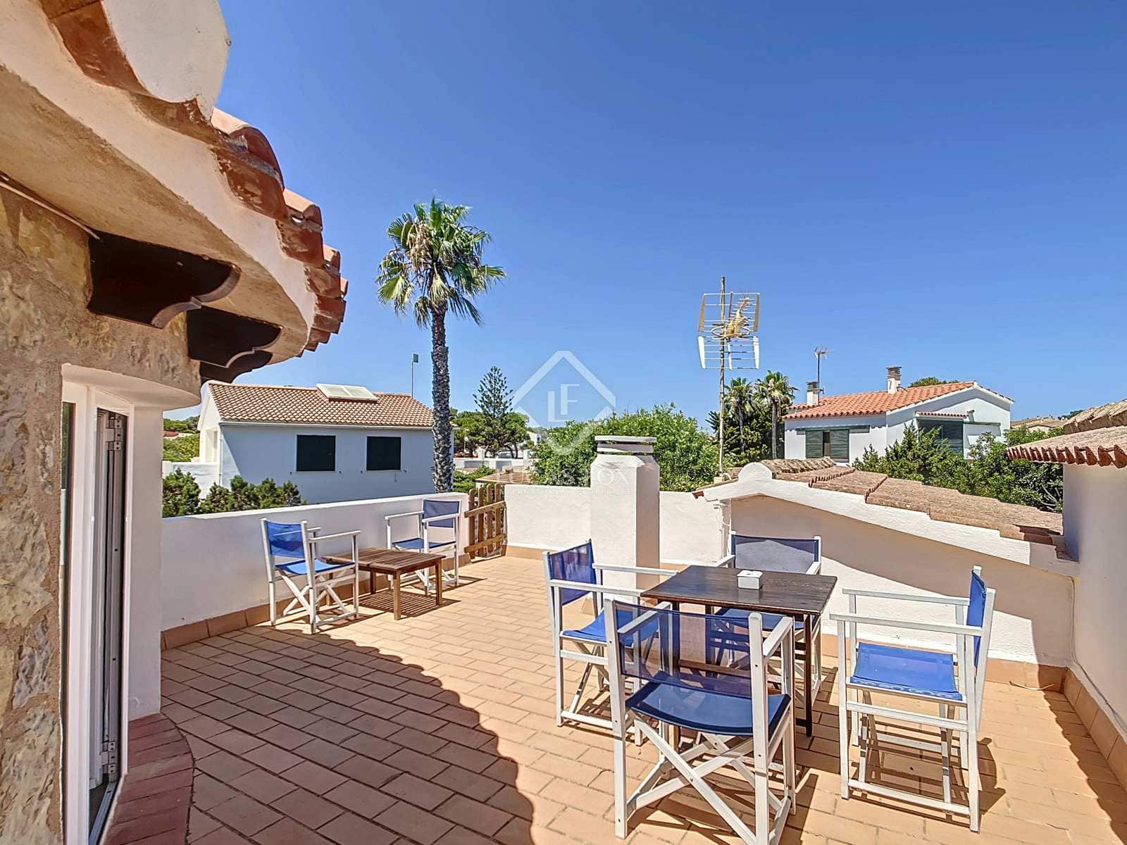 4 soveværelse Villa til salg i Ciutadella de Menorca med swimmingpool garage - € 725.000 (Ref: 8422379)