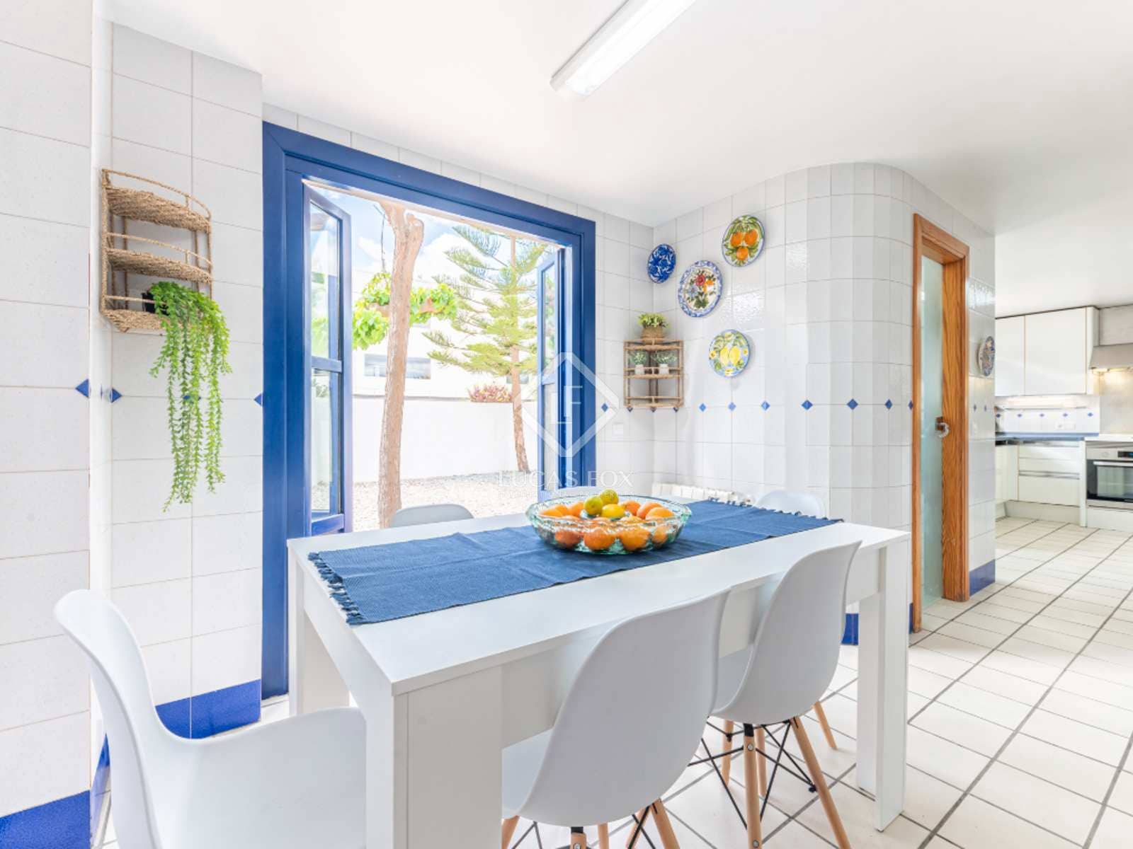 6 Zimmer Villa zu verkaufen in Alicante / Alacant Stadt mit Pool - 1.400.000 € (Ref: 8422670)