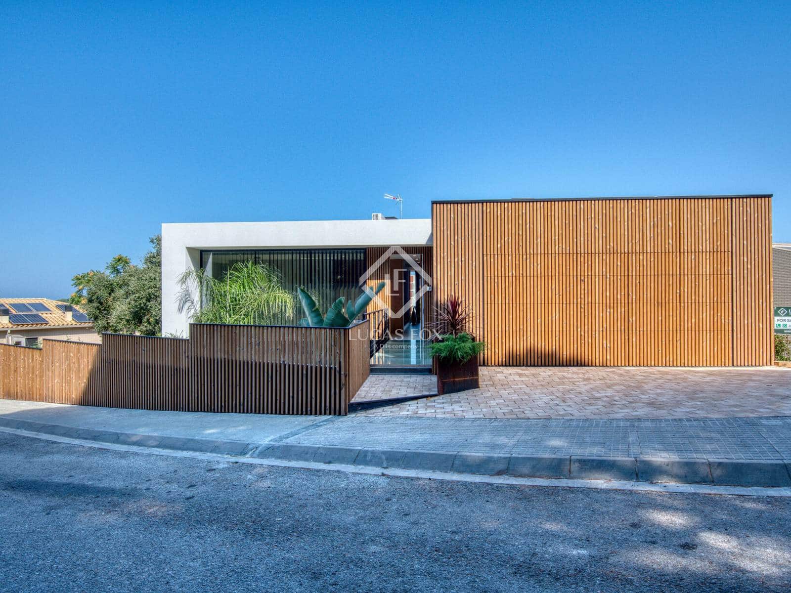 5 soveværelse Villa til salg i S'Agaro med swimmingpool garage - € 1.980.000 (Ref: 8422672)