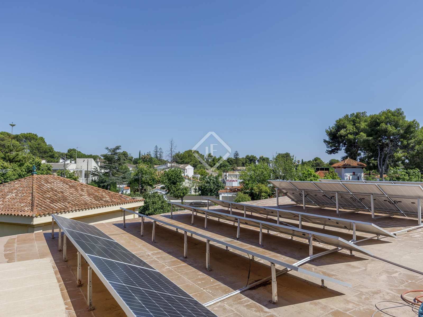 Chalet de 8 habitaciones en La Cañada en venta con piscina garaje - 1.600.000 € (Ref: 8422673)