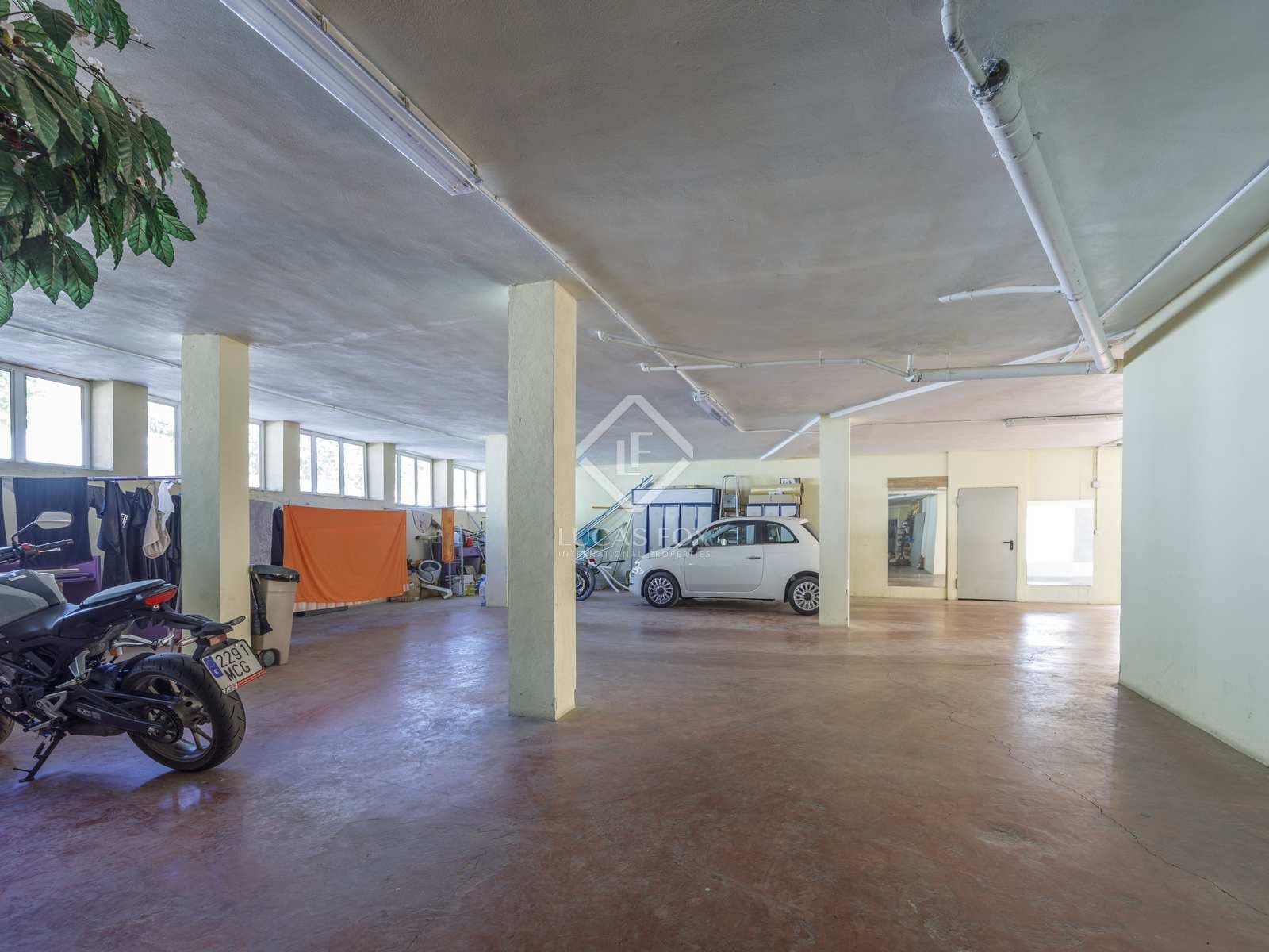 Chalet de 8 habitaciones en La Cañada en venta con piscina garaje - 1.600.000 € (Ref: 8422673)