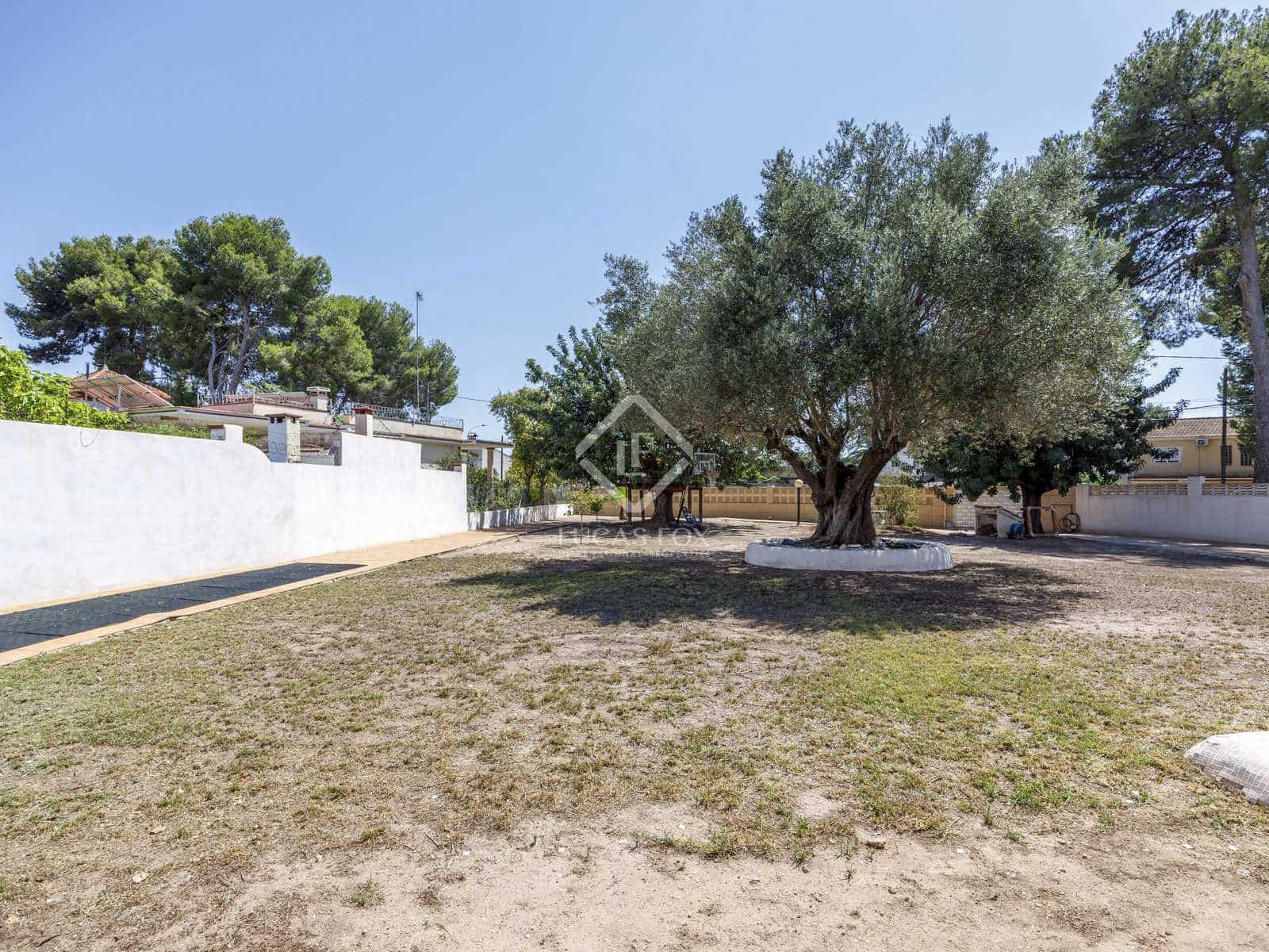 Chalet de 8 habitaciones en La Cañada en venta con piscina garaje - 1.600.000 € (Ref: 8422673)