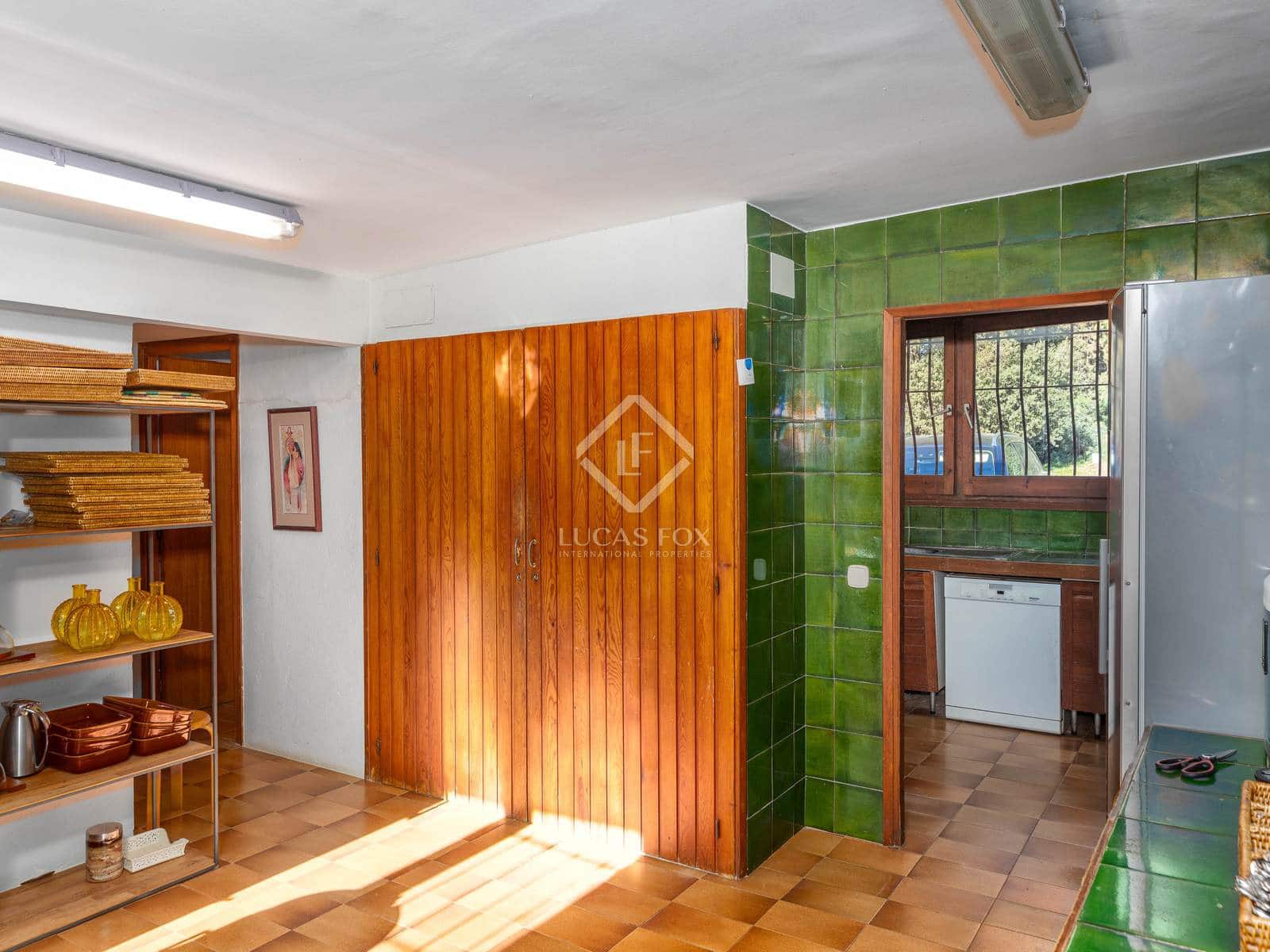8 soverom Villa til salgs i Begur med svømmebasseng garasje - € 3 750 000 (Ref: 8425439)