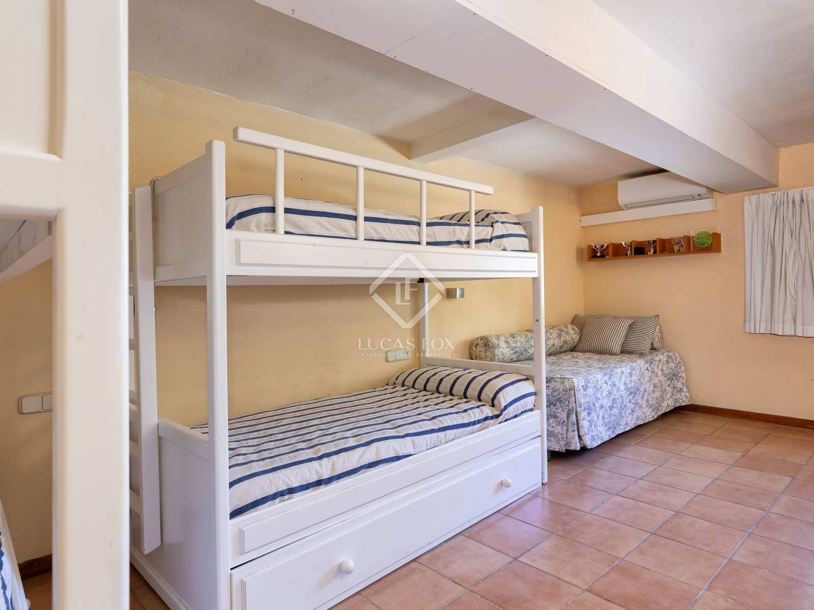 8 soverom Villa til salgs i Begur med svømmebasseng garasje - € 3 750 000 (Ref: 8425439)