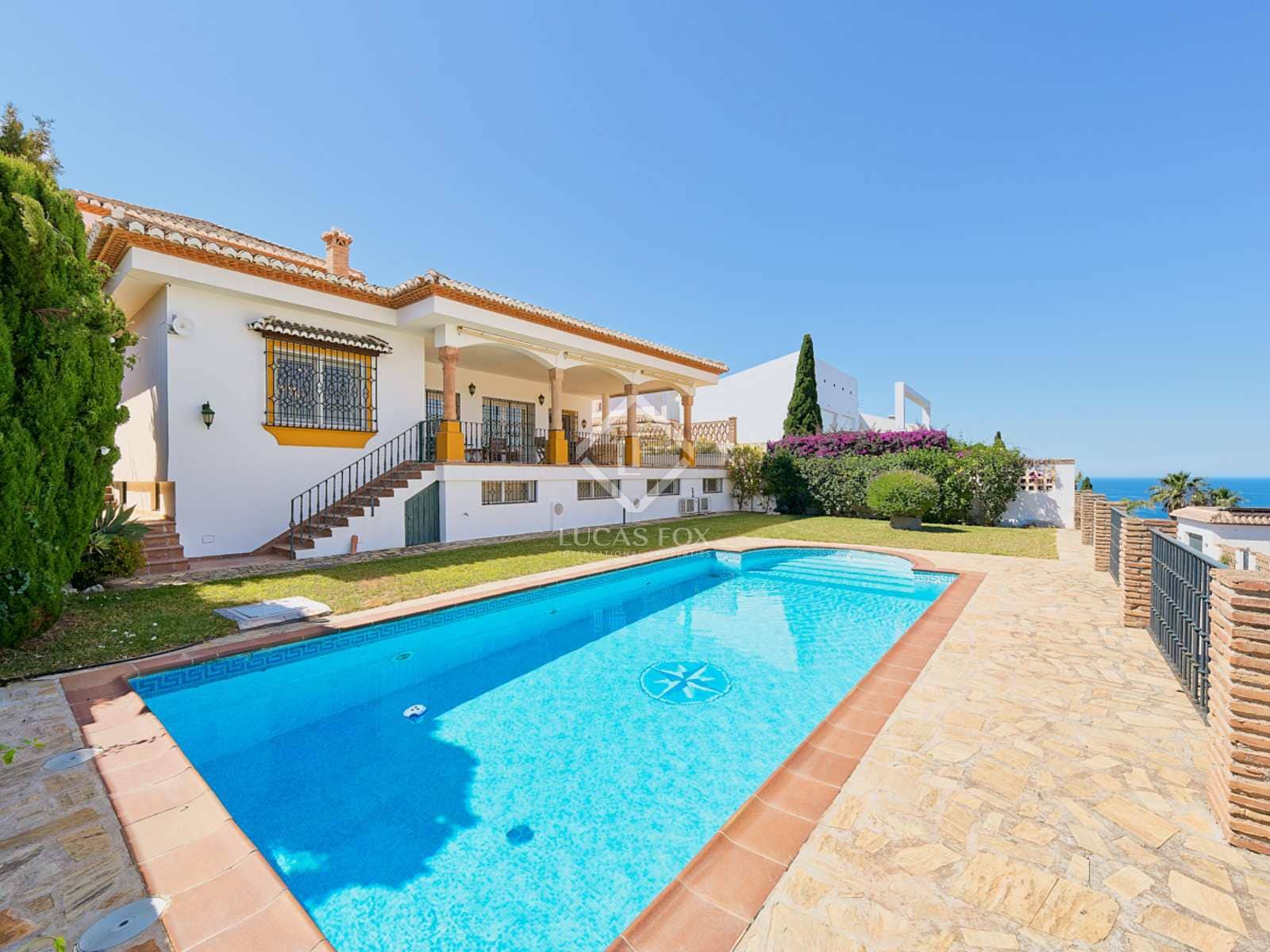 5 soveværelse Villa til salg i La Herradura med swimmingpool garage - € 1.650.000 (Ref: 8427889)