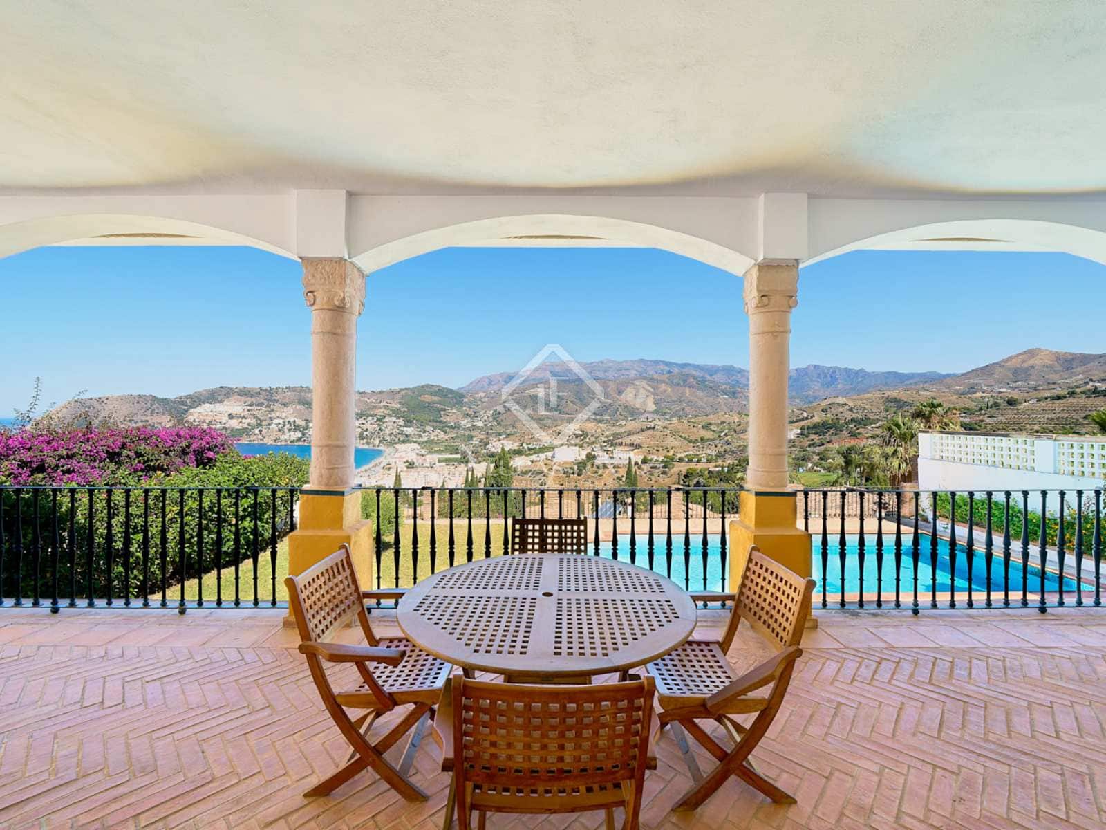 5 soveværelse Villa til salg i La Herradura med swimmingpool garage - € 1.650.000 (Ref: 8427889)