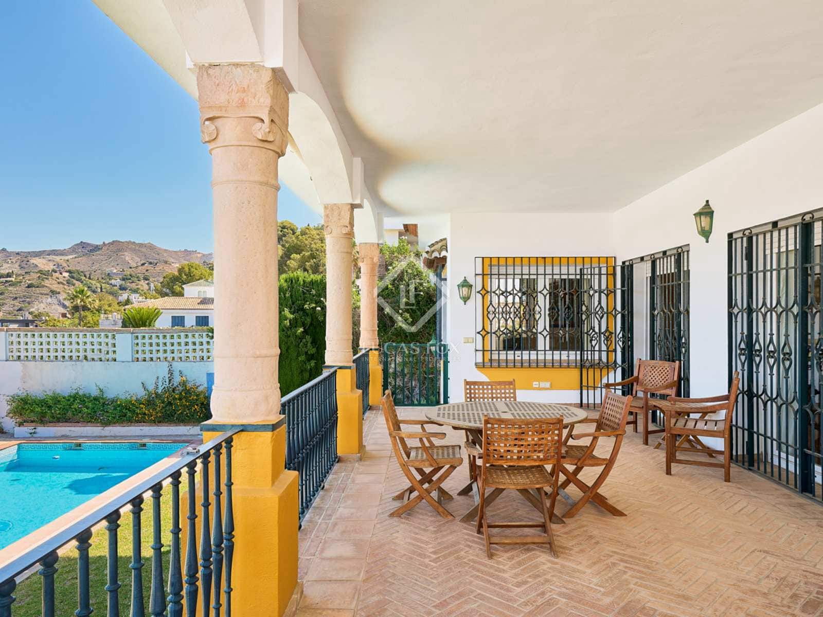 5 soveværelse Villa til salg i La Herradura med swimmingpool garage - € 1.650.000 (Ref: 8427889)