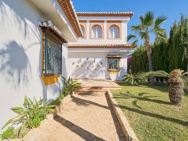 5 chambre Villa/Maison à vendre à La Herradura, Almuñécar avec piscine garage - 1 650 000 € (Ref: 8427889)