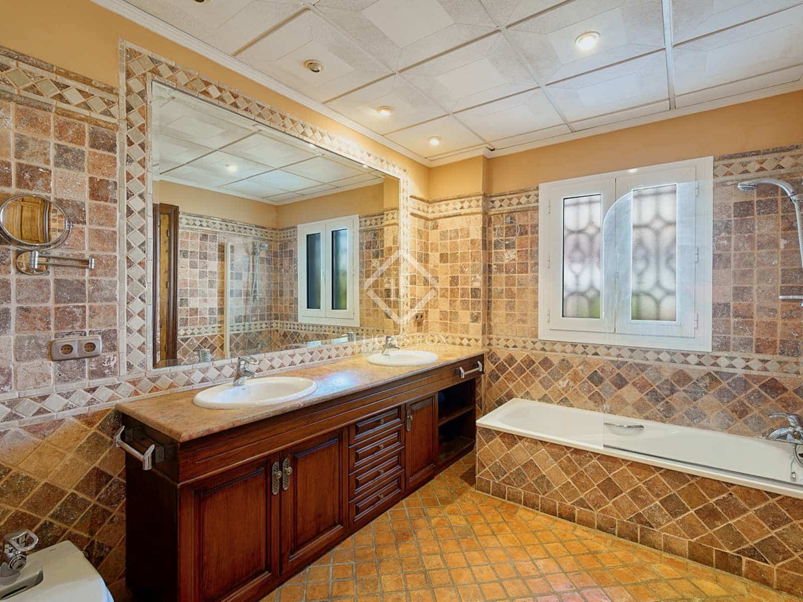 5 soveværelse Villa til salg i La Herradura med swimmingpool garage - € 1.650.000 (Ref: 8427889)