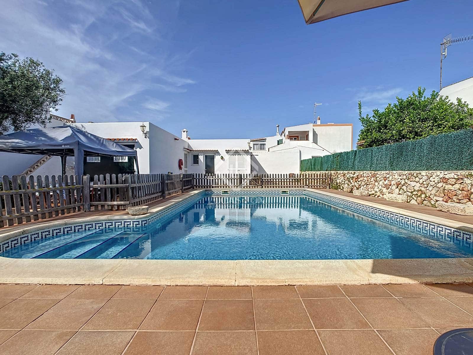 3 sypialnia Willa na sprzedaż w Ciutadella de Menorca z basenem garażem - 827 000 € (Ref: 8429326)