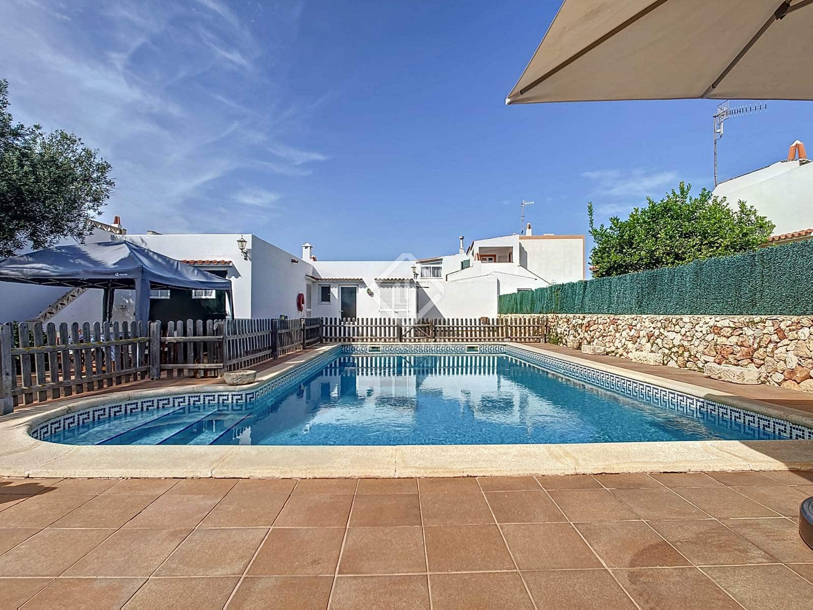 3 sypialnia Willa na sprzedaż w Ciutadella de Menorca z basenem garażem - 827 000 € (Ref: 8429326)