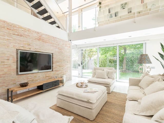 6 bedroom Villa for sale in Sant Cugat del Vallès with pool garage - € 3,250,000 (Ref: 8429554)