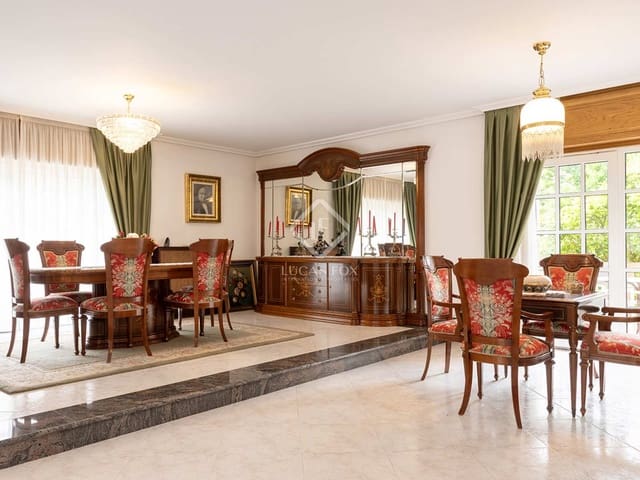 9 bedroom Villa for sale in Santiago de Compostela with pool garage - € 1,200,000 (Ref: 8431976)