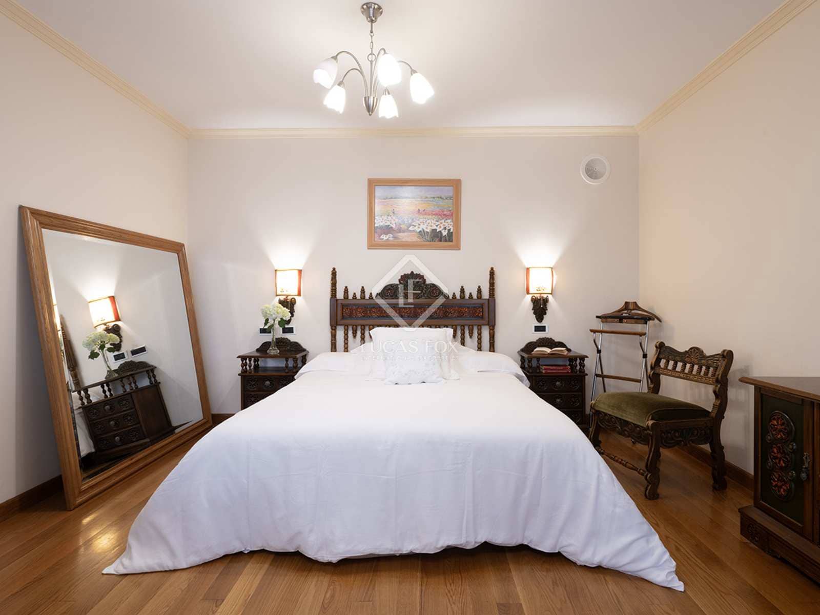 9 soveværelse Villa til salg i Santiago de Compostela med swimmingpool garage - € 1.200.000 (Ref: 8431976)