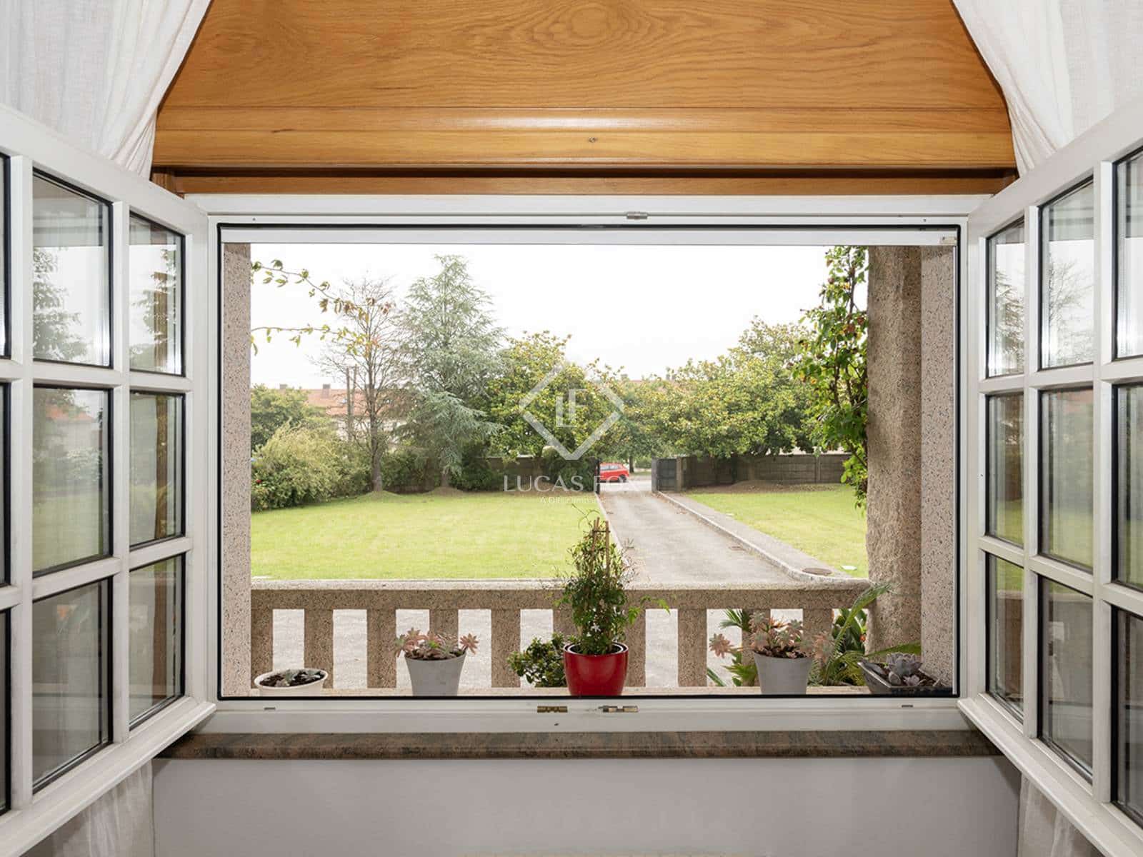 9 soveværelse Villa til salg i Santiago de Compostela med swimmingpool garage - € 1.200.000 (Ref: 8431976)